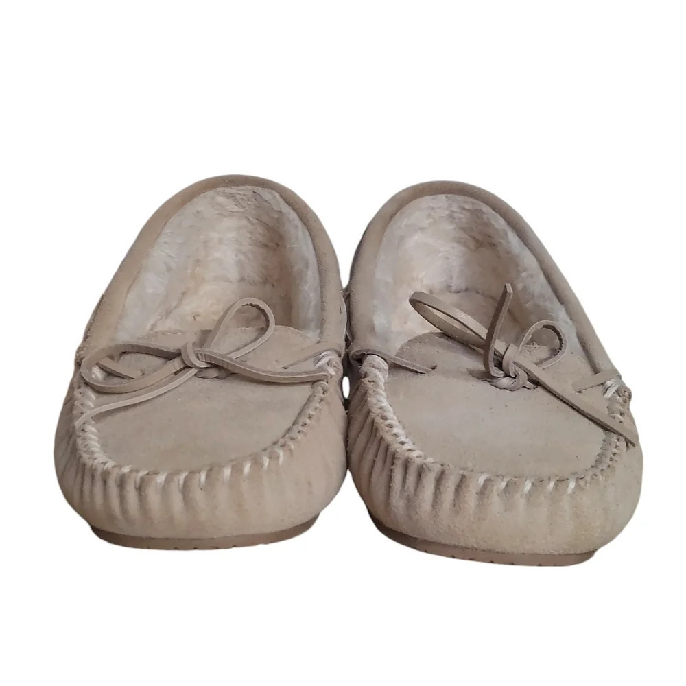 Minnetonka Moccasin Suede Faux Fur Lined Slippers‎ Women's - Picture 3 of 16